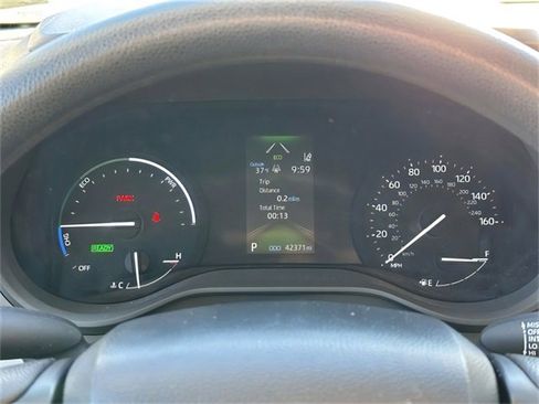 Used 2024 Toyota Sienna LE image 15