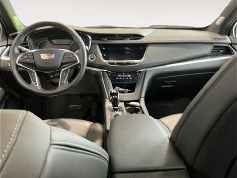 Used 2023 Cadillac XT5 Premium Luxury w/ LPO, Floor Liner Package FWD image 7