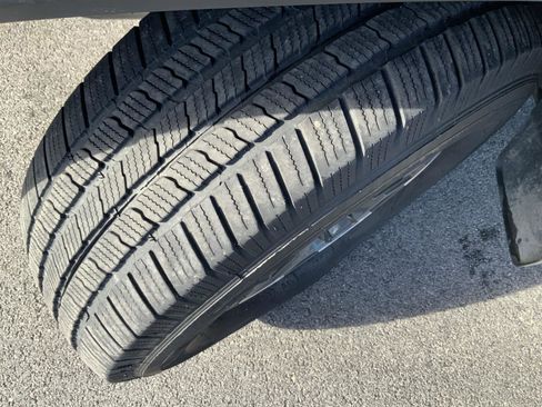 Used 2017 Toyota Tacoma TRD Off-Road image 20