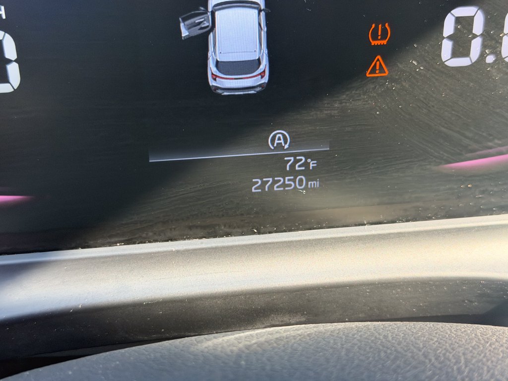 Used 2024 Kia Seltos LX AWD/4WD image 21