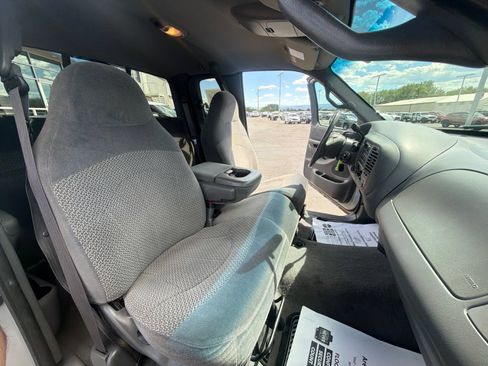 Used 2001 Ford F150 Lariat AWD/4WD image 28