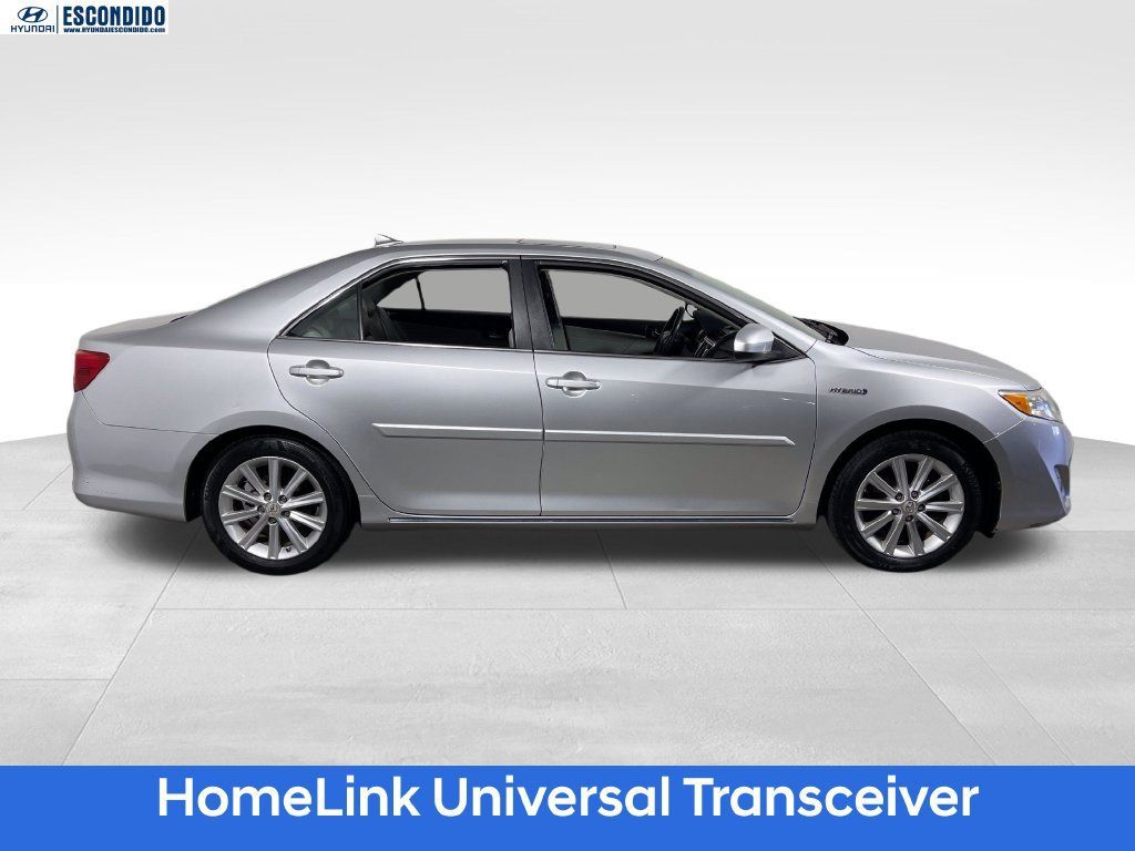 Used 2013 Toyota Camry XLE w/ Leather Pkg FWD image 6