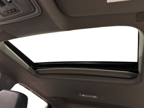 Used 2023 GMC Sierra 1500 SLT w/ SLT Premium Package image 38