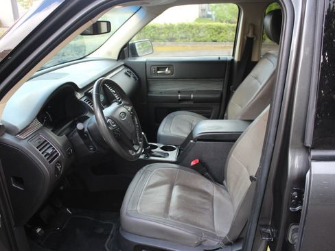 Used 2016 Ford Flex SEL w/ Equipment Group 202A AWD/4WD image 11