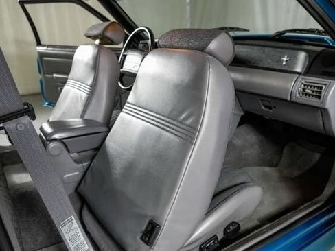 Used 1993 Ford Mustang Cobra image 23