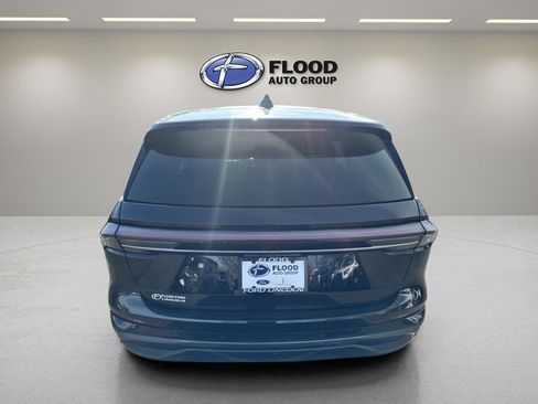 Certified 2024 Lincoln Nautilus Premier w/ Jet Appearance Package AWD/4WD image 6