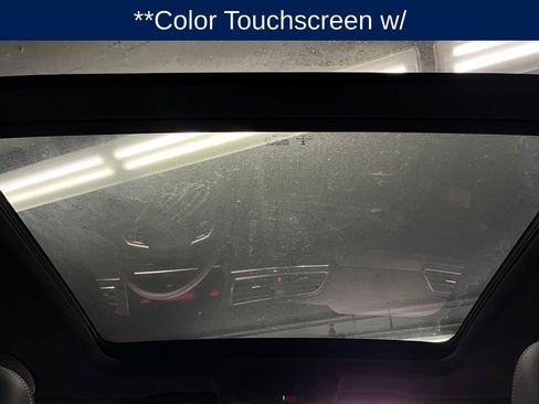Certified 2022 Volkswagen Tiguan SE R-Line FWD image 10