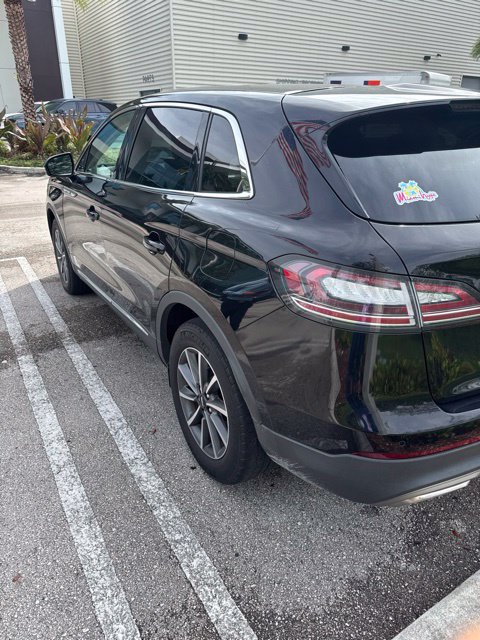 Used 2022 Lincoln Nautilus FWD image 7