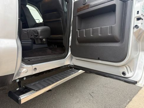 Used 2015 Ford F250 Platinum image 27
