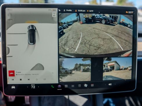 Used 2023 Tesla Model 3 Performance image 10