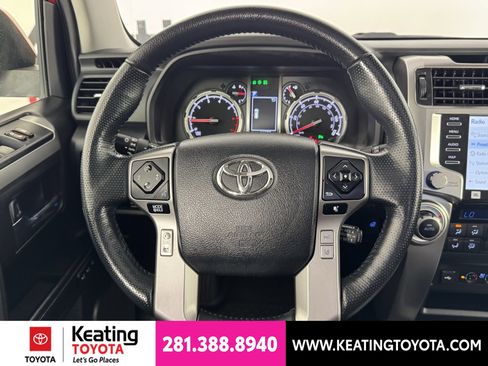 Certified 2024 Toyota 4Runner Limited AWD/4WD image 31