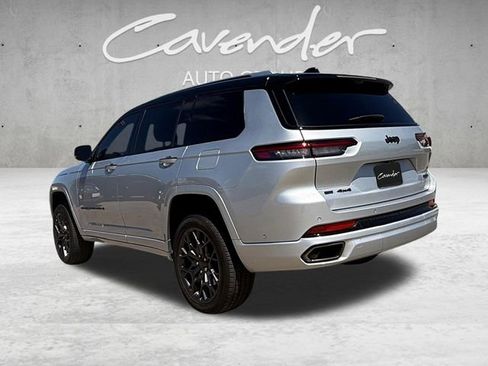 Used 2023 Jeep Grand Cherokee L Summit AWD/4WD image 14