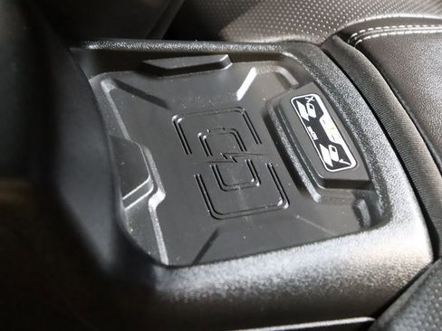 Used 2021 Chevrolet Camaro SS image 60