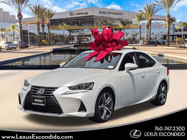 Used 2018 Lexus IS 300 w/ Comfort Package RWD image 1