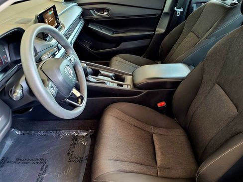 Used 2023 Honda Accord EX image 21