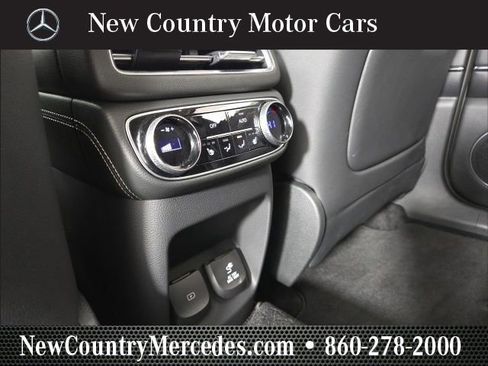 Used 2024 Genesis GV80 3.5T w/ Advanced Package image 21