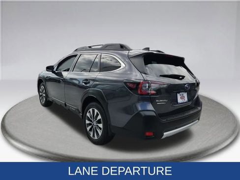 Used 2023 Subaru Outback Limited image 18