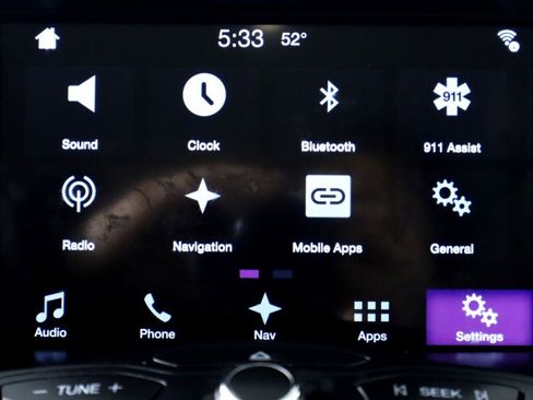 Used 2016 Ford C-MAX SE w/ Equipment Group 203A image 20