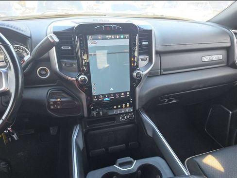 Used 2022 RAM 2500 Laramie AWD/4WD image 7