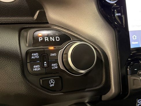 Used 2025 RAM 1500 Big Horn AWD/4WD image 16