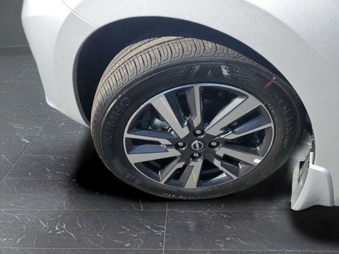 New 2025 Nissan Versa SV w/ Trunk Package image 32