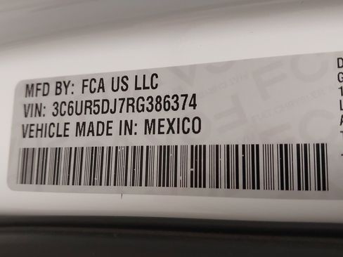 Used 2024 RAM 2500 Big Horn w/ Safety Group image 34