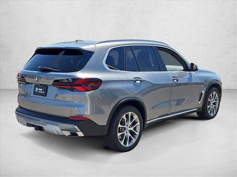 Used 2024 BMW X5 xDrive40i w/ Premium Package AWD/4WD image 5