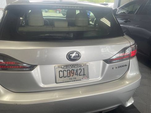 Used 2015 Lexus CT 200h w/ Seat Comfort Package FWD image 15