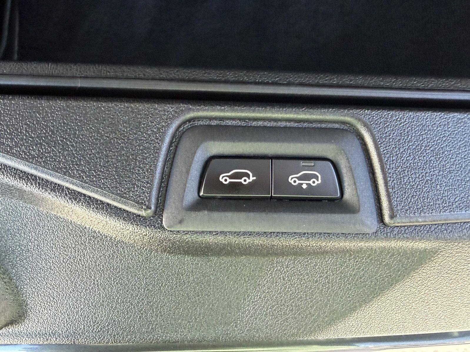 Used 2021 BMW X7 xDrive40i AWD/4WD image 46