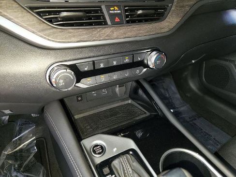 Certified 2023 Nissan Altima 2.5 SV w/ SV Premium Package image 20