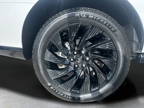 New 2026 Lincoln Navigator Reserve w/ Jet Appearance Package image 10