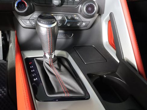 Used 2018 Chevrolet Corvette Stingray Coupe RWD image 42