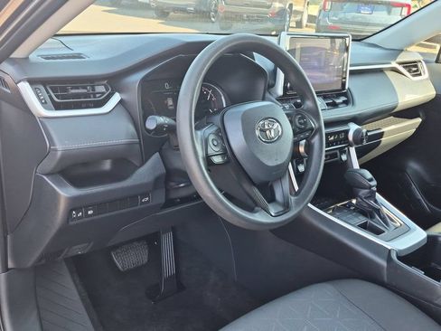 Used 2024 Toyota RAV4 XLE w/ Convenience Package AWD/4WD image 11