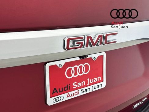 Used 2021 GMC Yukon SLT w/ SLT Luxury Plus Package image 16