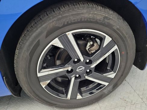 Used 2024 Nissan Sentra SV w/ All-Weather Package FWD image 31