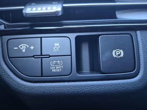 New 2026 Kia Sportage S image 25