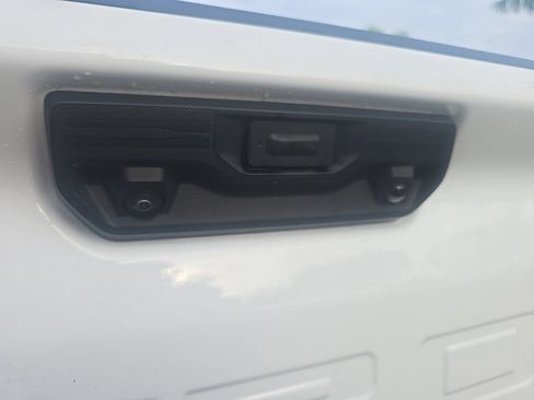 Used 2025 Chevrolet Silverado 2500 LT w/ Convenience Package AWD/4WD image 34