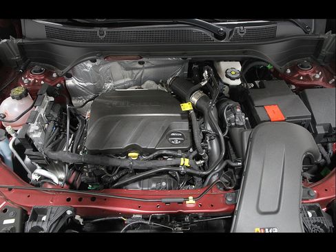 Certified 2024 Chevrolet Trax LT w/ Driver Confidence Package FWD image 20