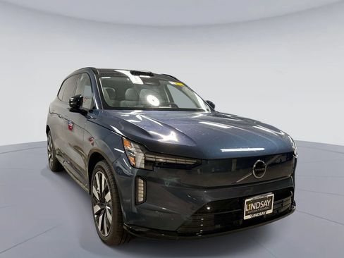 Used 2025 Volvo EX90 Ultra AWD/4WD image 3