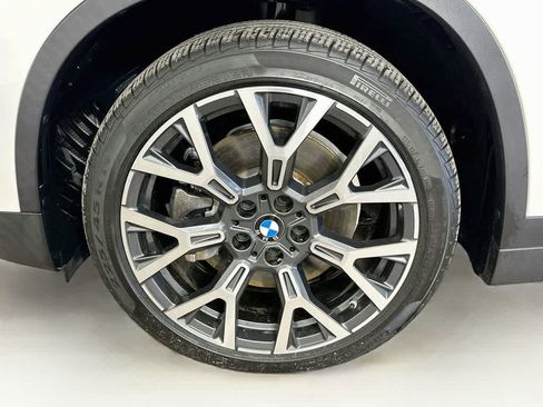 Used 2021 BMW X1 xDrive28i w/ Premium Package AWD/4WD image 7