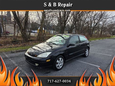 Used 2001 Ford Focus ZX3 Hatchback image 1