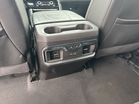 Used 2024 GMC Sierra 2500 Denali w/ Denali Reserve Package image 25