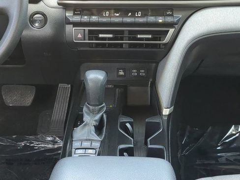 Used 2025 Toyota Camry LE FWD image 17