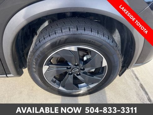 Used 2025 Nissan Rogue SV AWD/4WD image 10