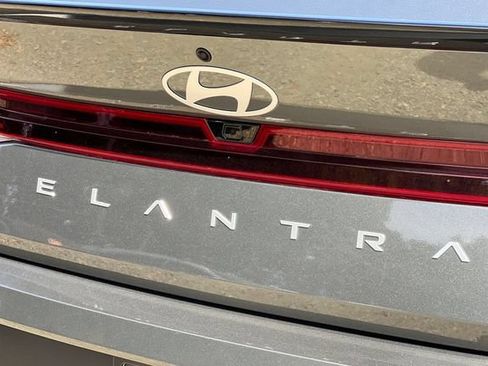 New 2026 Hyundai Elantra Sport FWD image 22