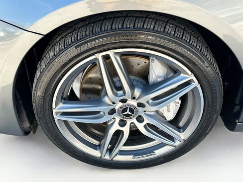 Used 2020 Mercedes-Benz E 450 4MATIC Sedan image 35