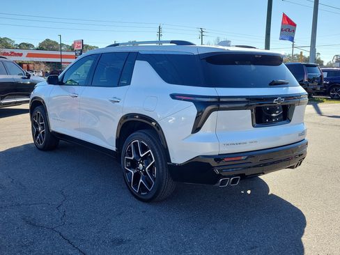 Used 2025 Chevrolet Traverse High Country w/ LPO, Floor Liner Package image 4