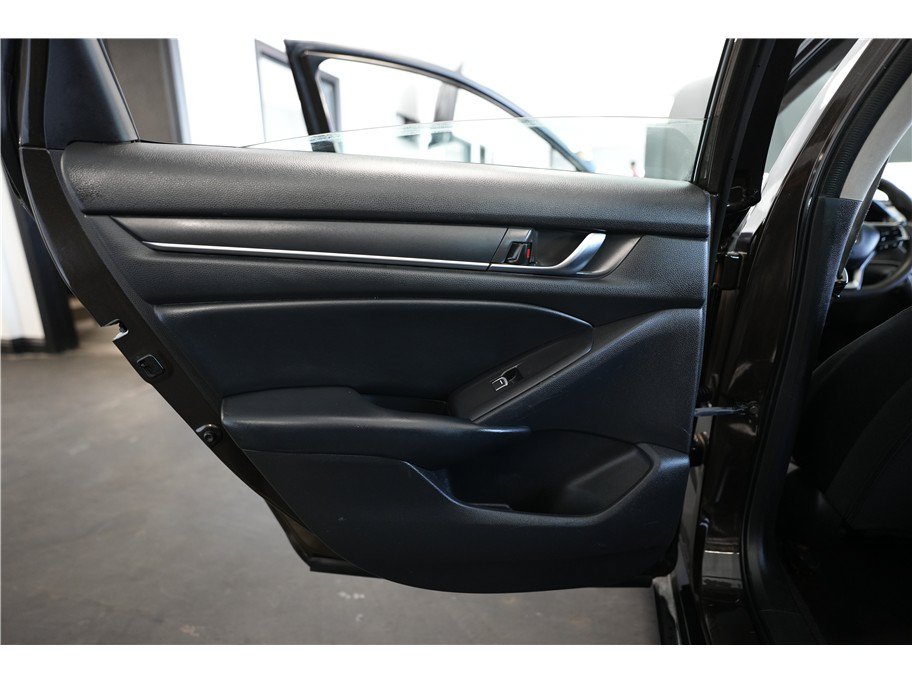 Used 2018 Honda Accord LX image 15