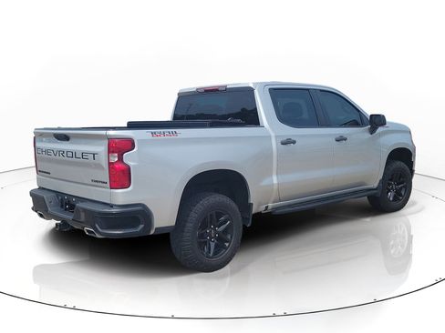 Used 2022 Chevrolet Silverado 1500 Custom Trail Boss w/ LPO, Dark Essentials Package AWD/4WD image 3