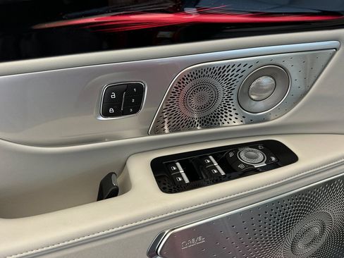 New 2026 Lincoln Nautilus Reserve AWD/4WD image 10